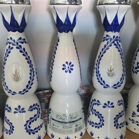 Clase Azul bottles (EMPTY!) - Picture 2 of 2